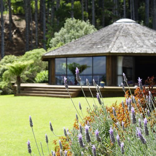 mana-retreat-octagon-sing-to-thrive-sacred-sounds-nz